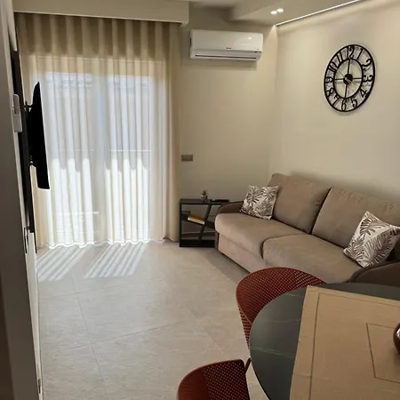 Hermes Luxury Apartment